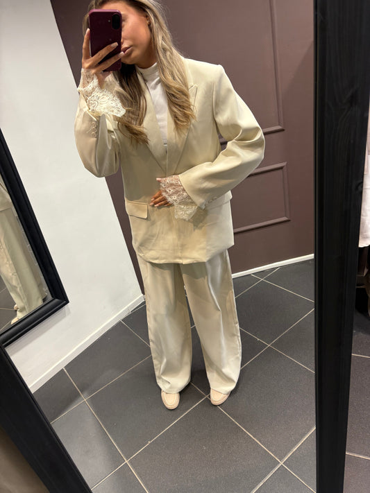 Lace blazer