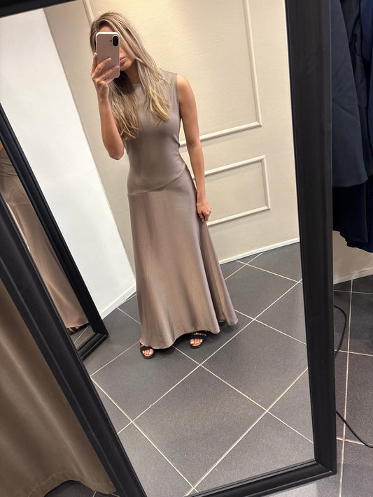 Meike dress taupe
