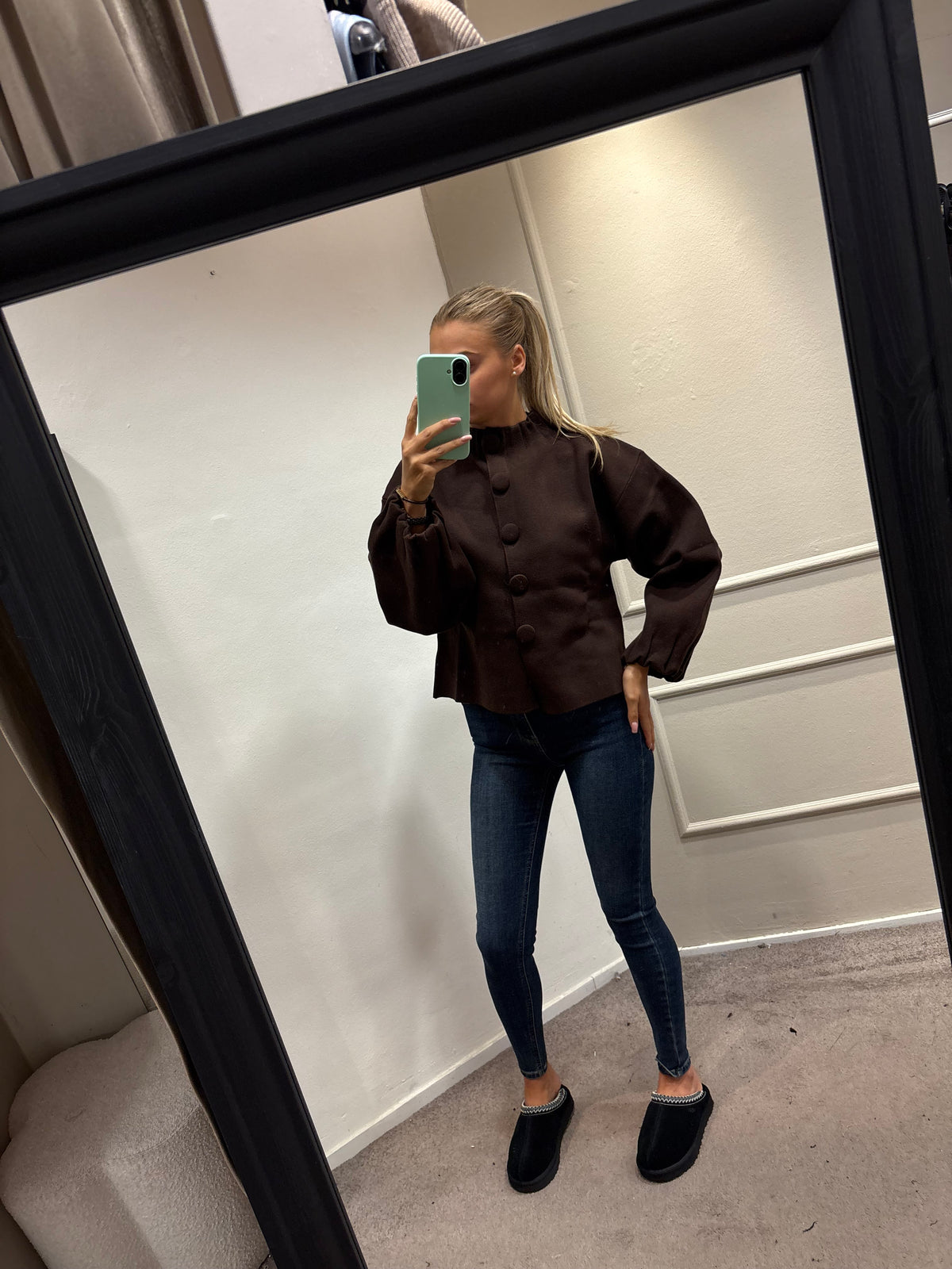 Nina vest