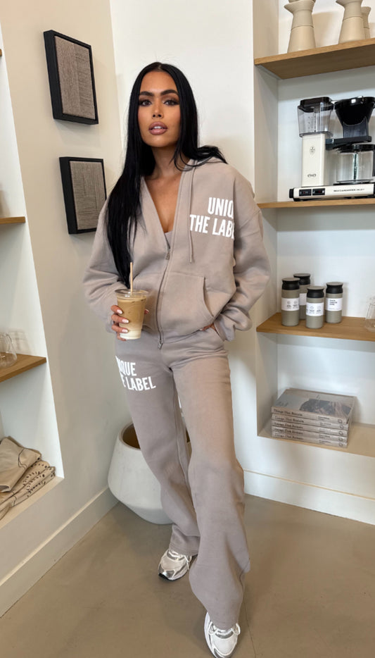 Unique the label JOLEEN JOGGER -MOCHA