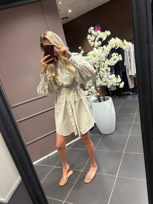 Lovey dress - Beige