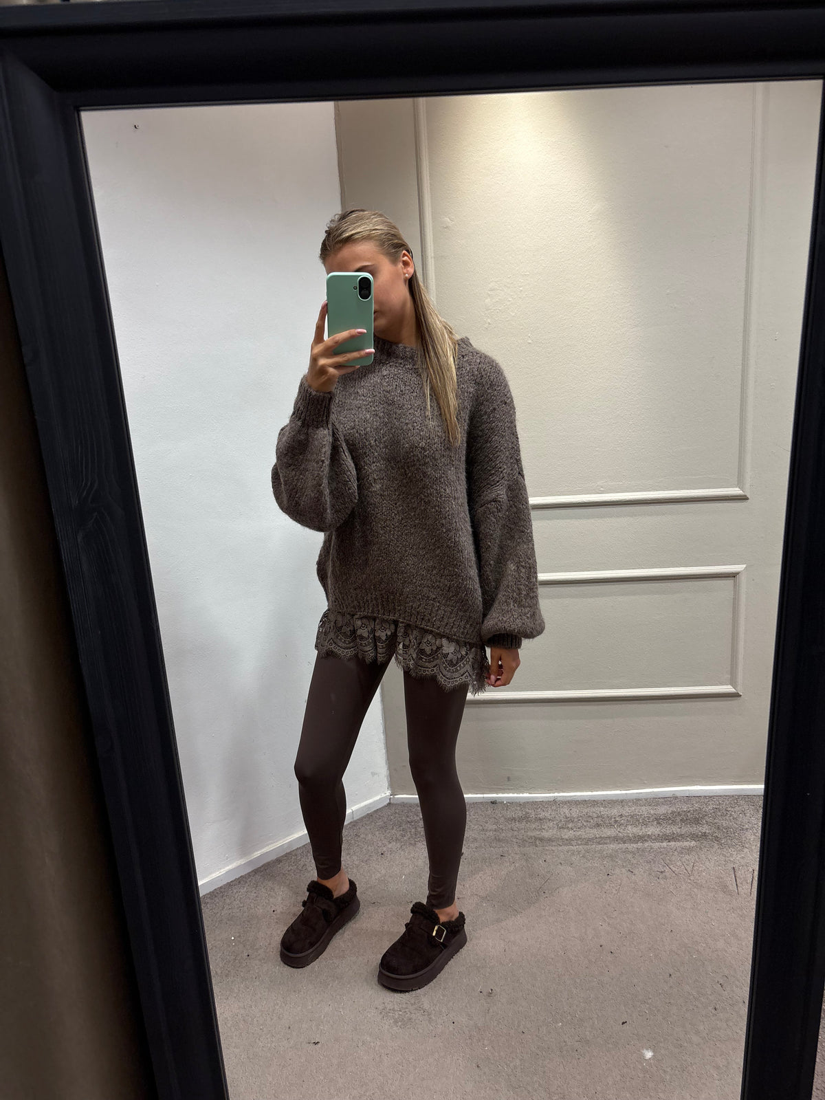 Sanne trui - taupe