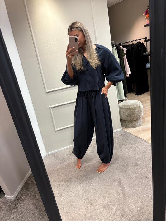 Kyana set