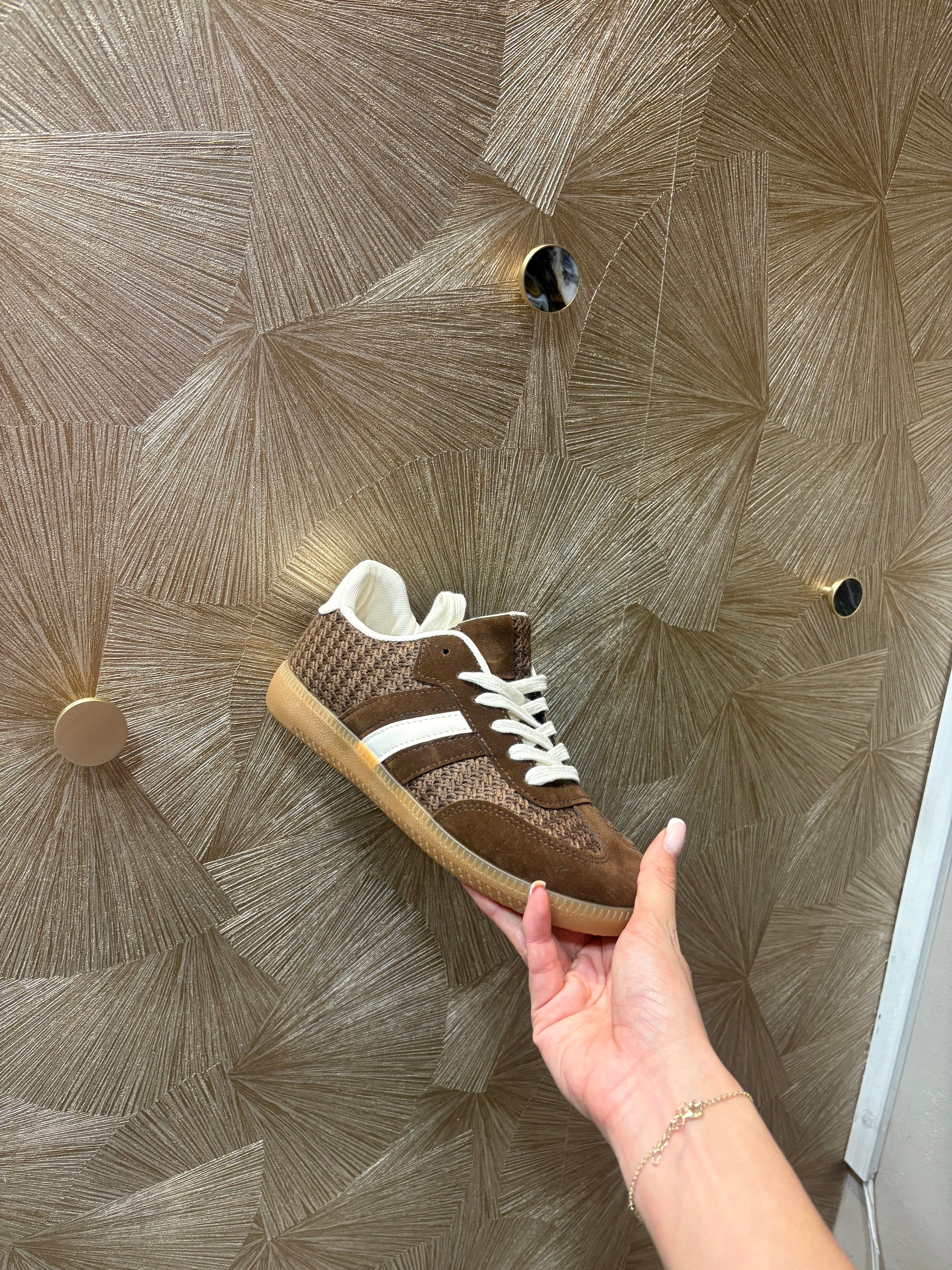 Lau sneaker
