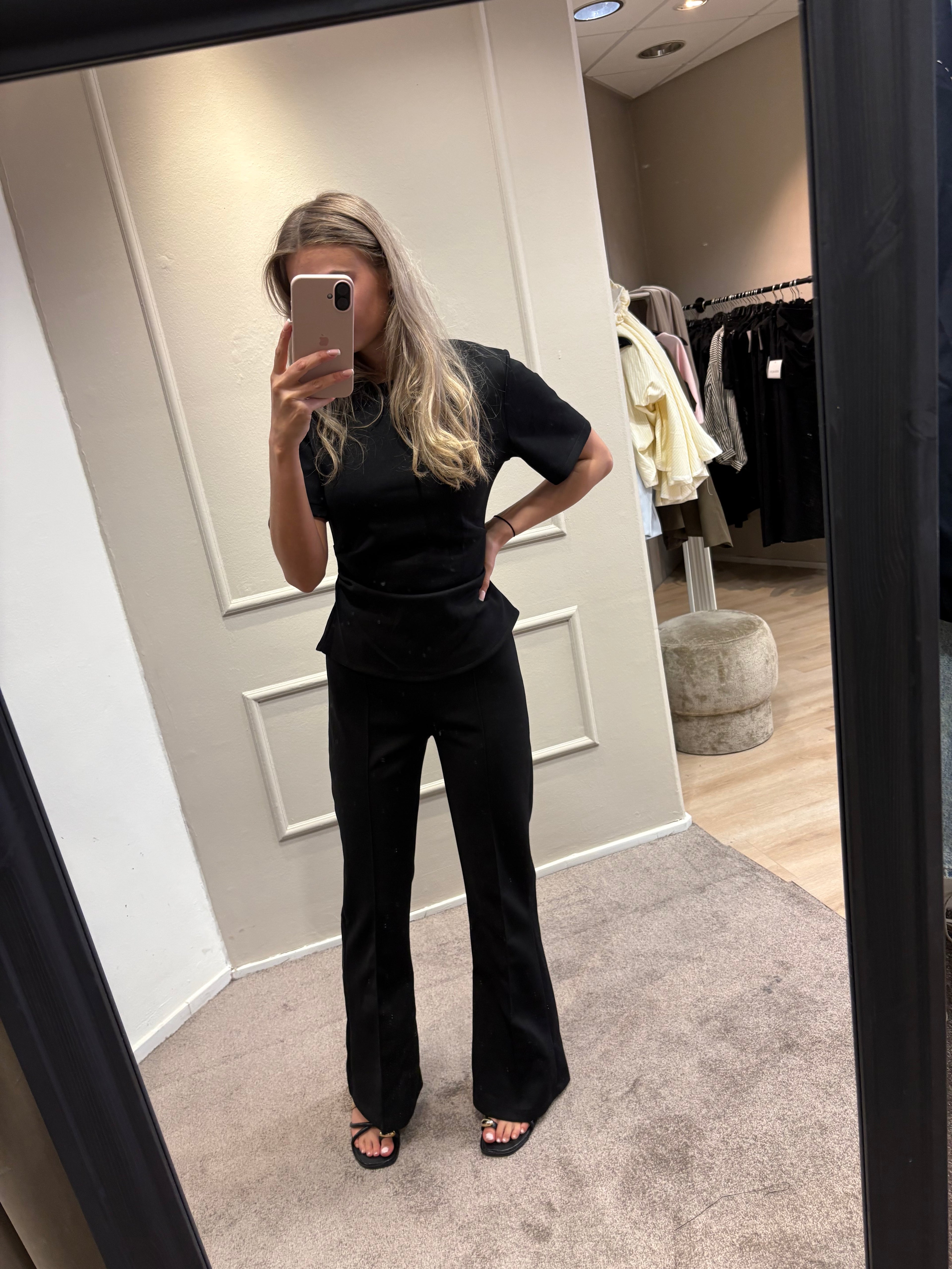 Julia set - zwart