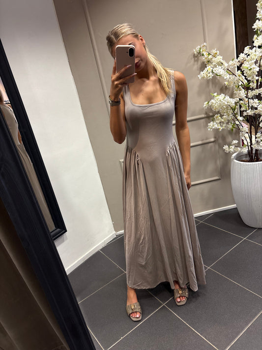RIANNE DRESS - BEIGE
