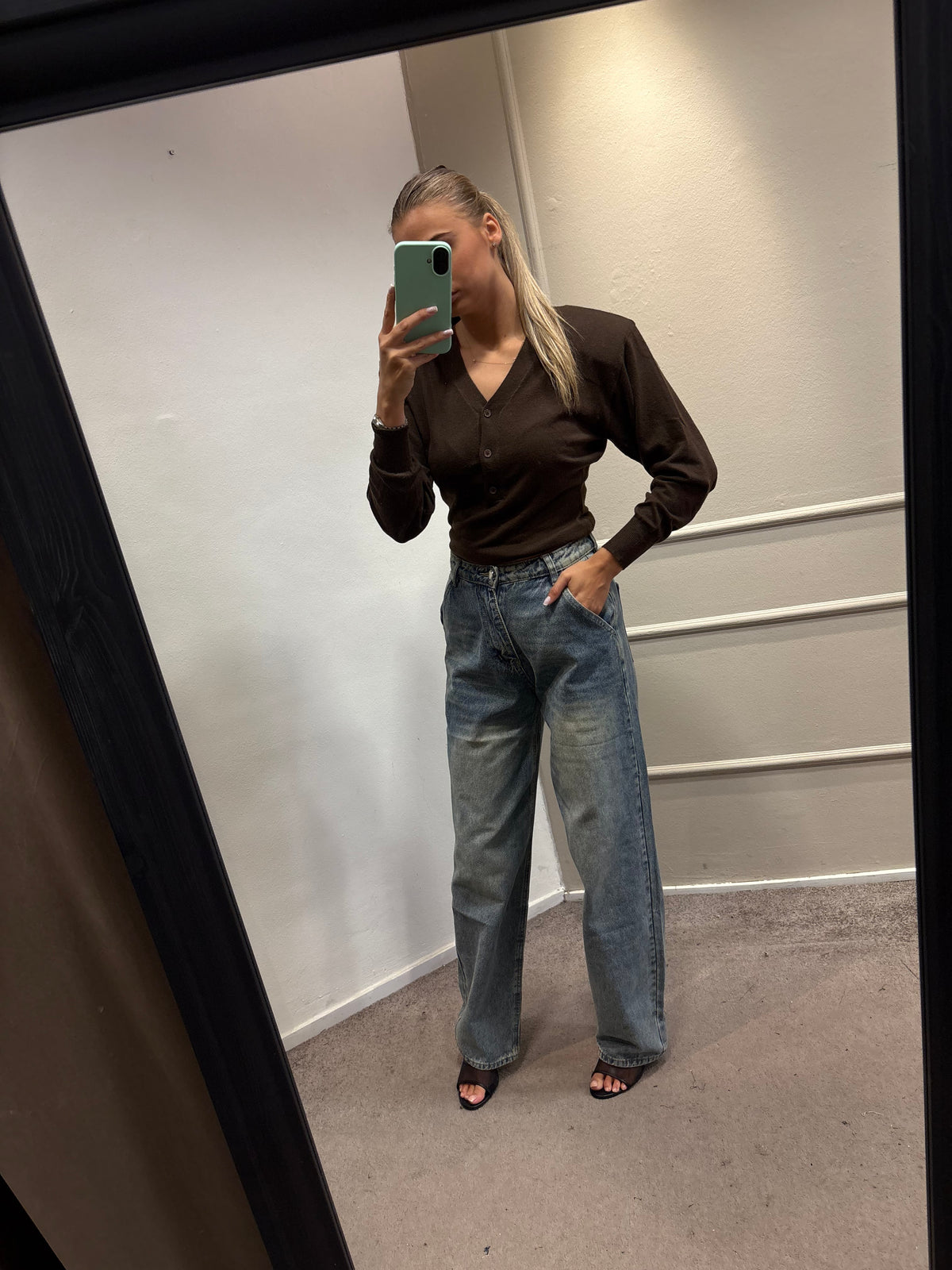 Shoulder top