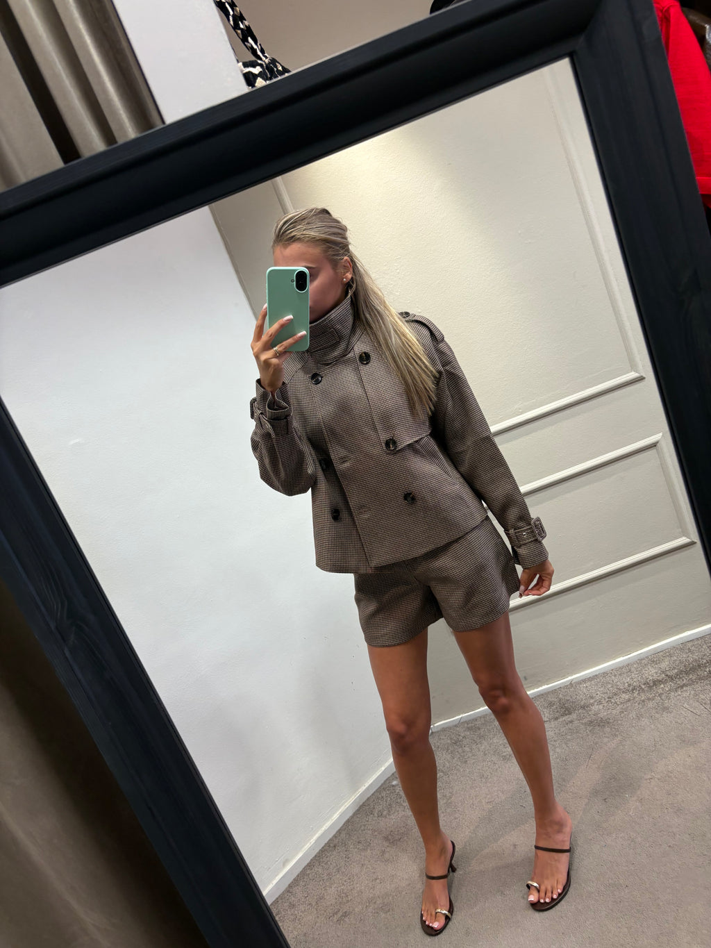 Isa jacket