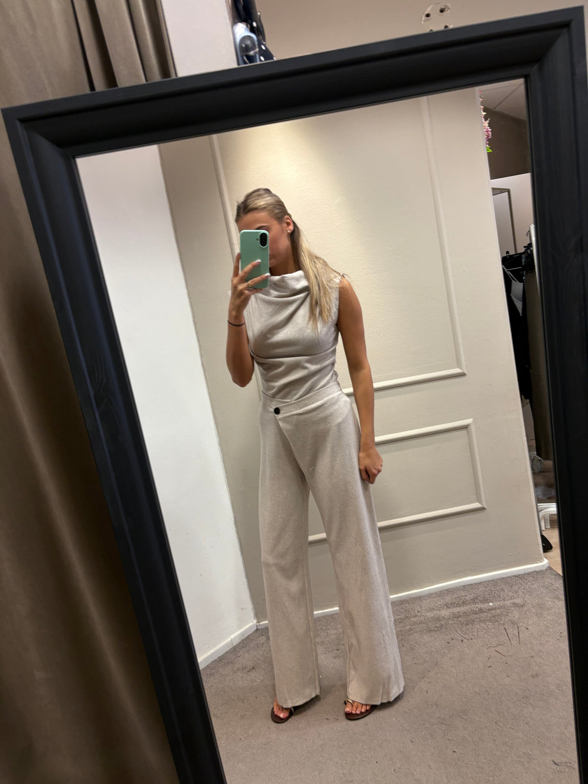 Selena set