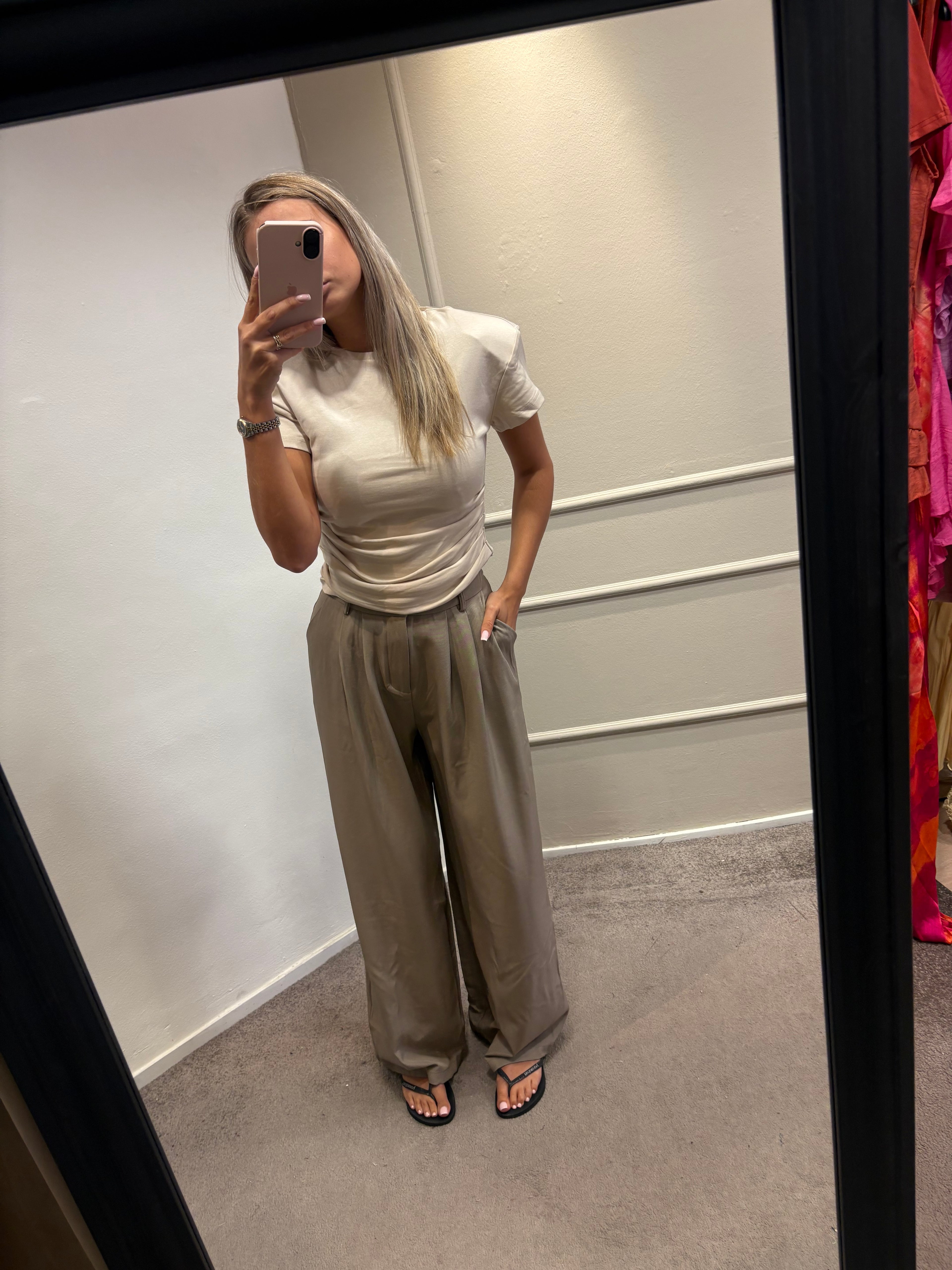 Shoulder shirt