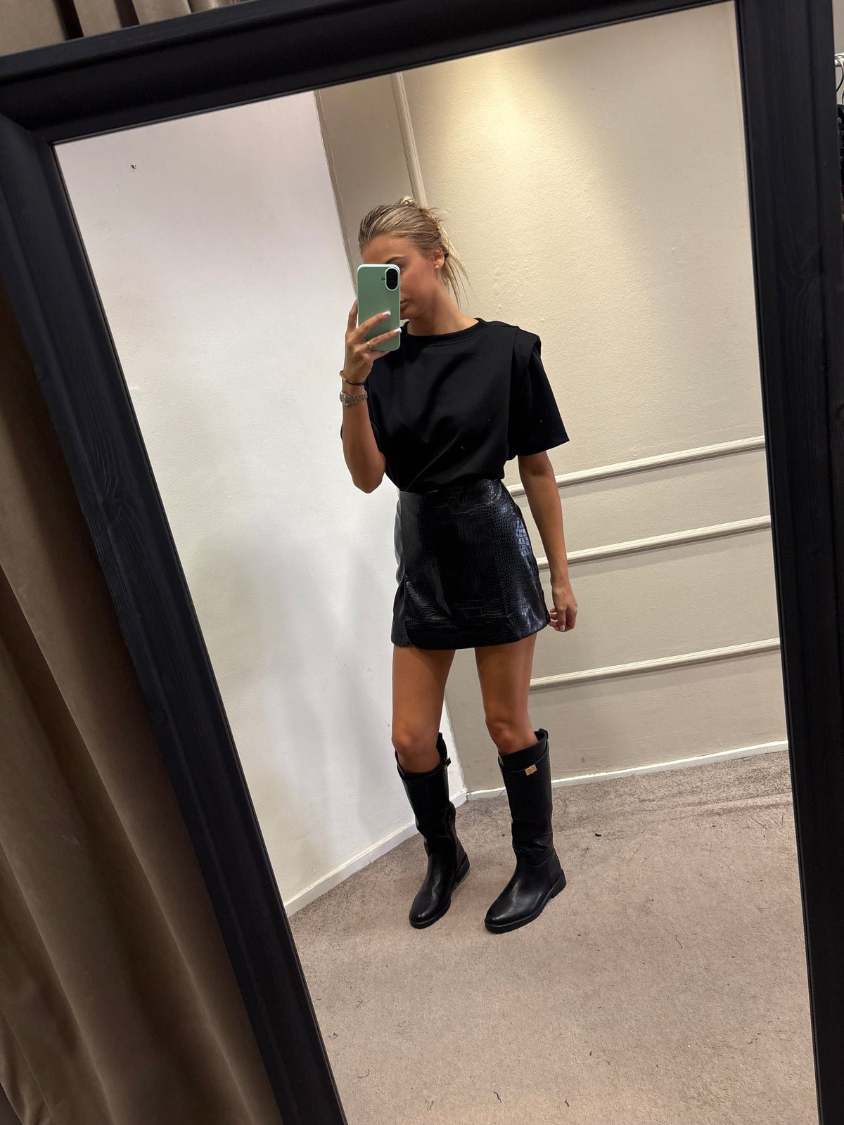 Snake skort