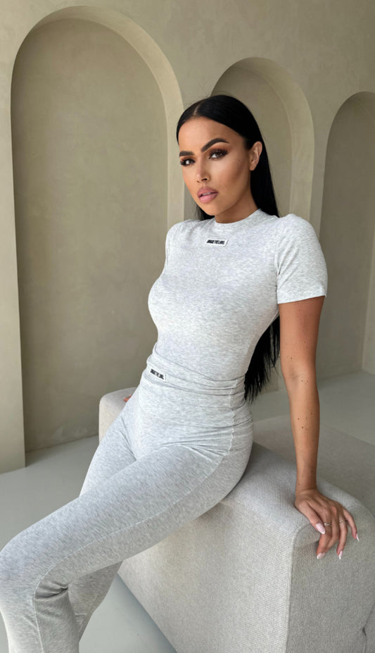 UNIQUE THE LABEL - NENA SHORT SLEEVE GRAY