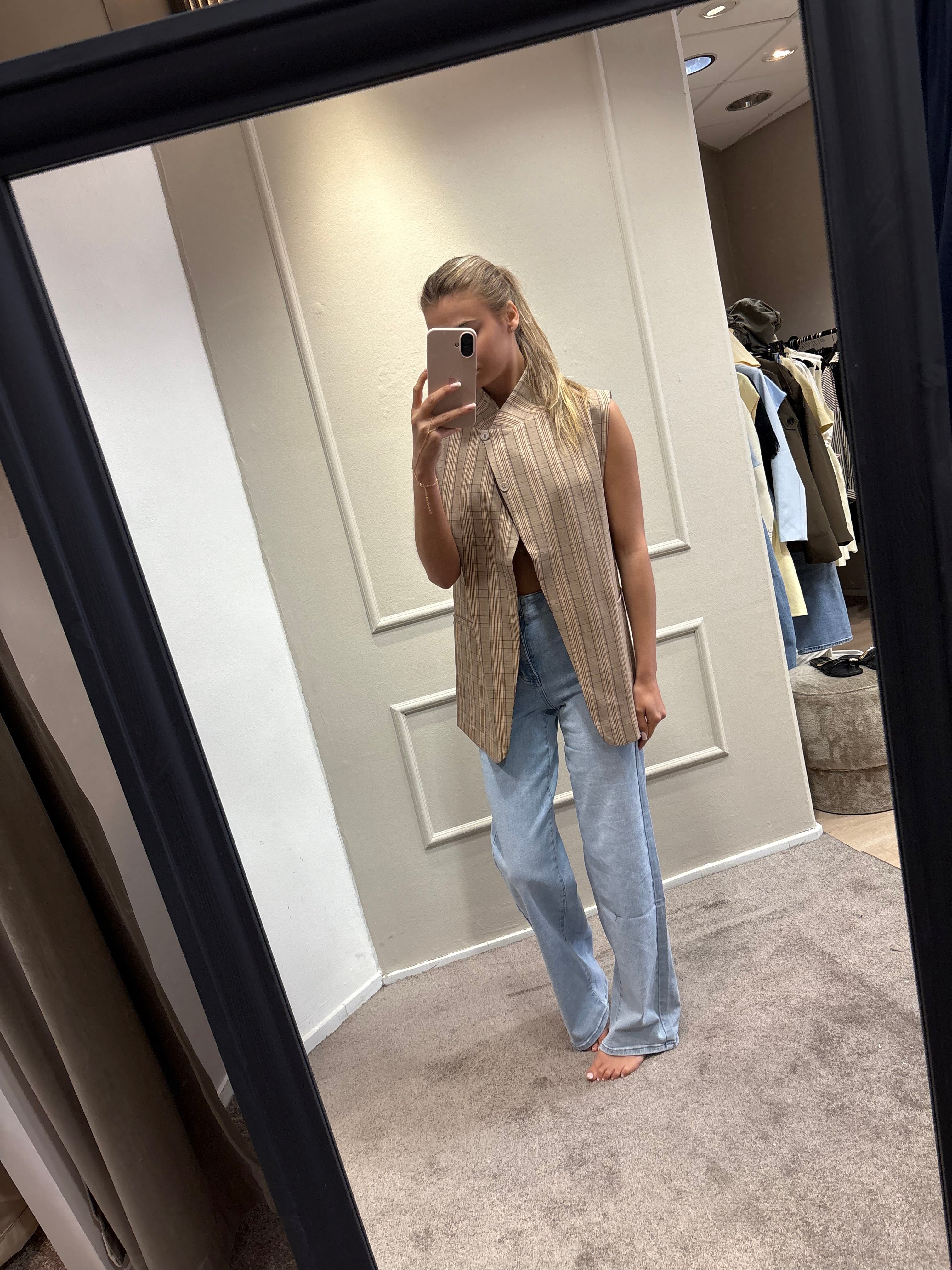 Laura blazer