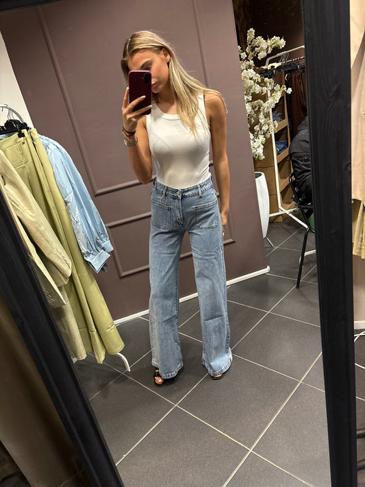Lina jeans