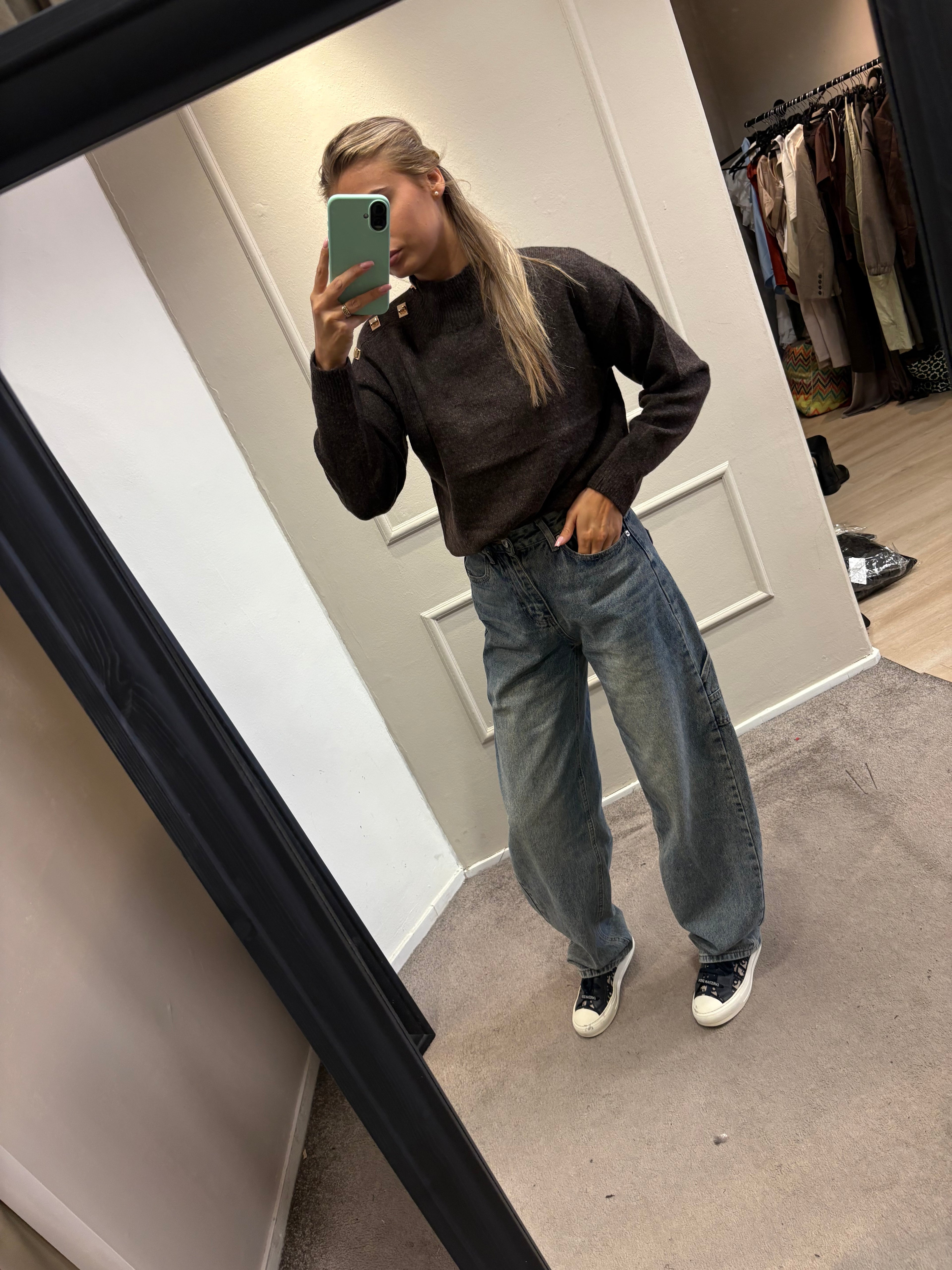 Bel sweater