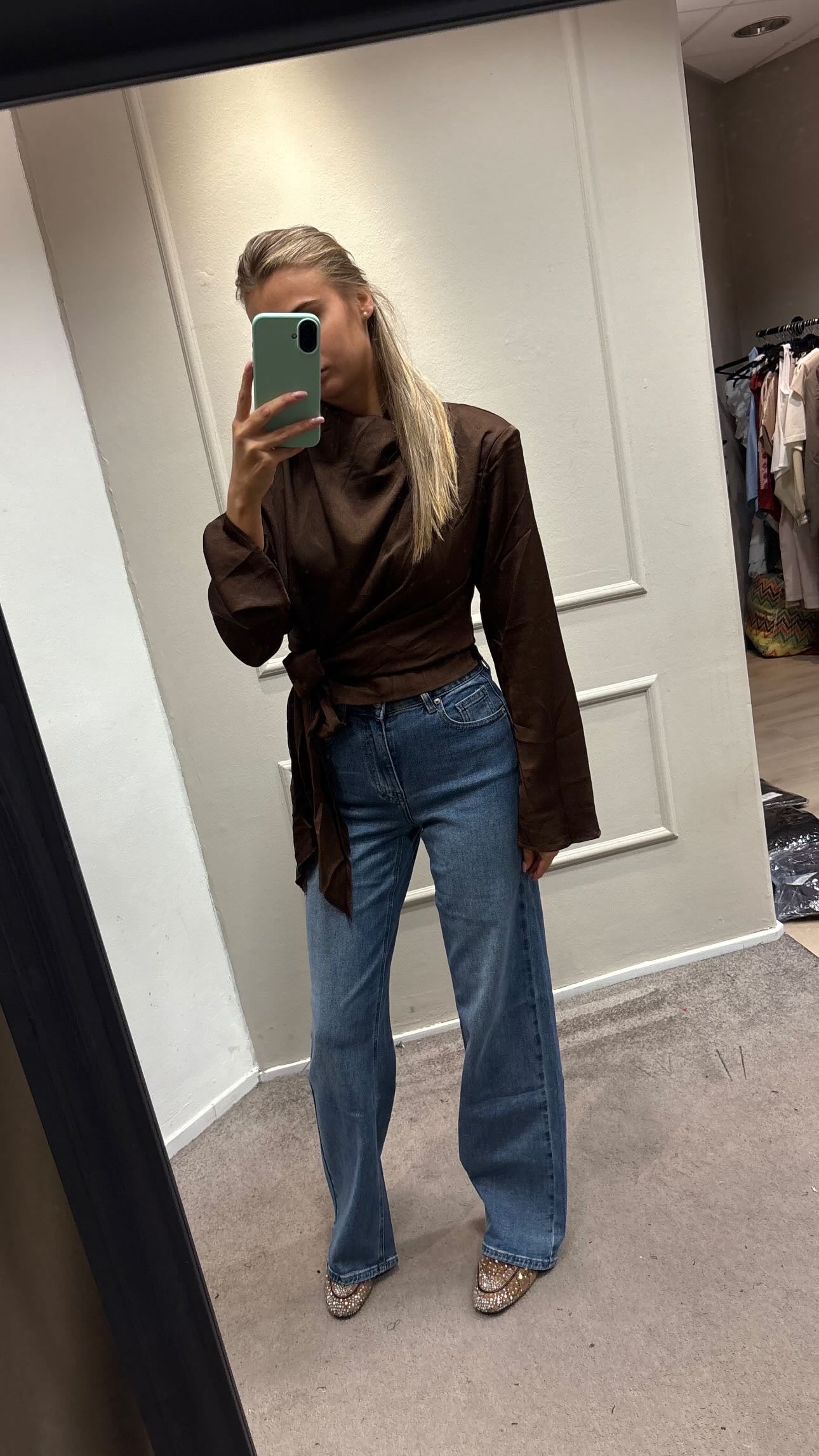 Satin blouse - Bruin